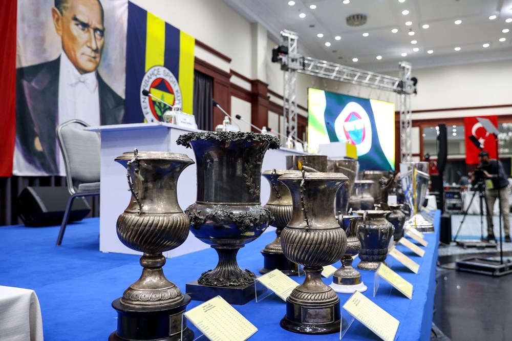 Fenerbahçe Kulübü Yüksek Divan Kurulu toplantısında 28 kupa sergilendi - 7
