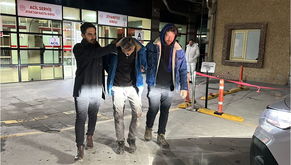 Ayrı yaşadığı eşini tornavidayla 18 yerinden yaraladı: Şizofreni hastası koca yakalandı