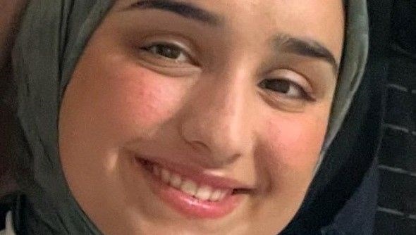 Araçtan atlayan çocuk TIR'ın altında can verdi