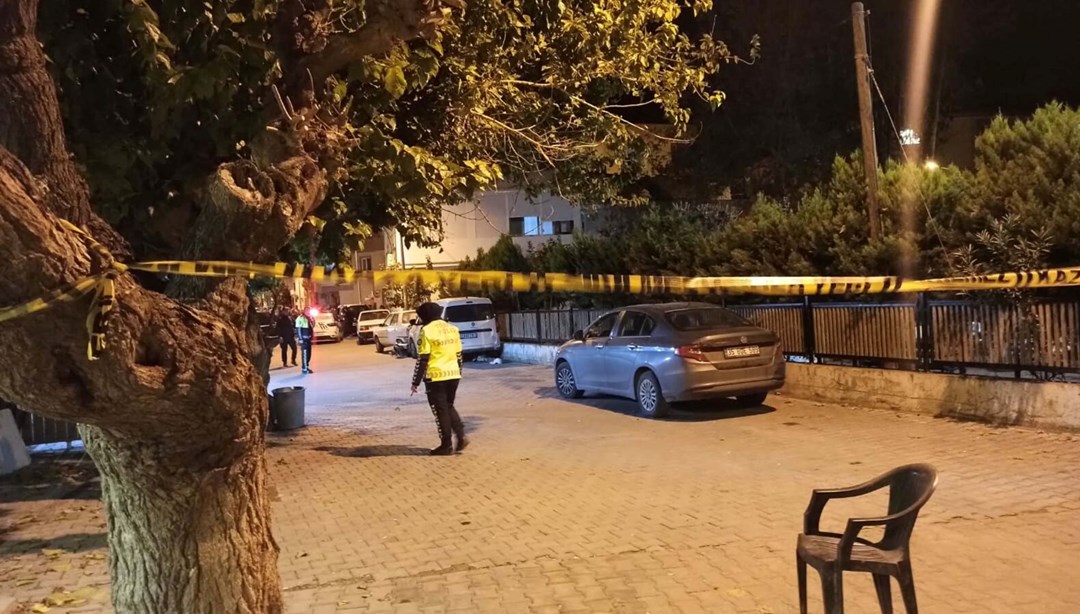 İzmir'de polislere silahlı saldırı: 2'si ağır, 3 polis yaralandı