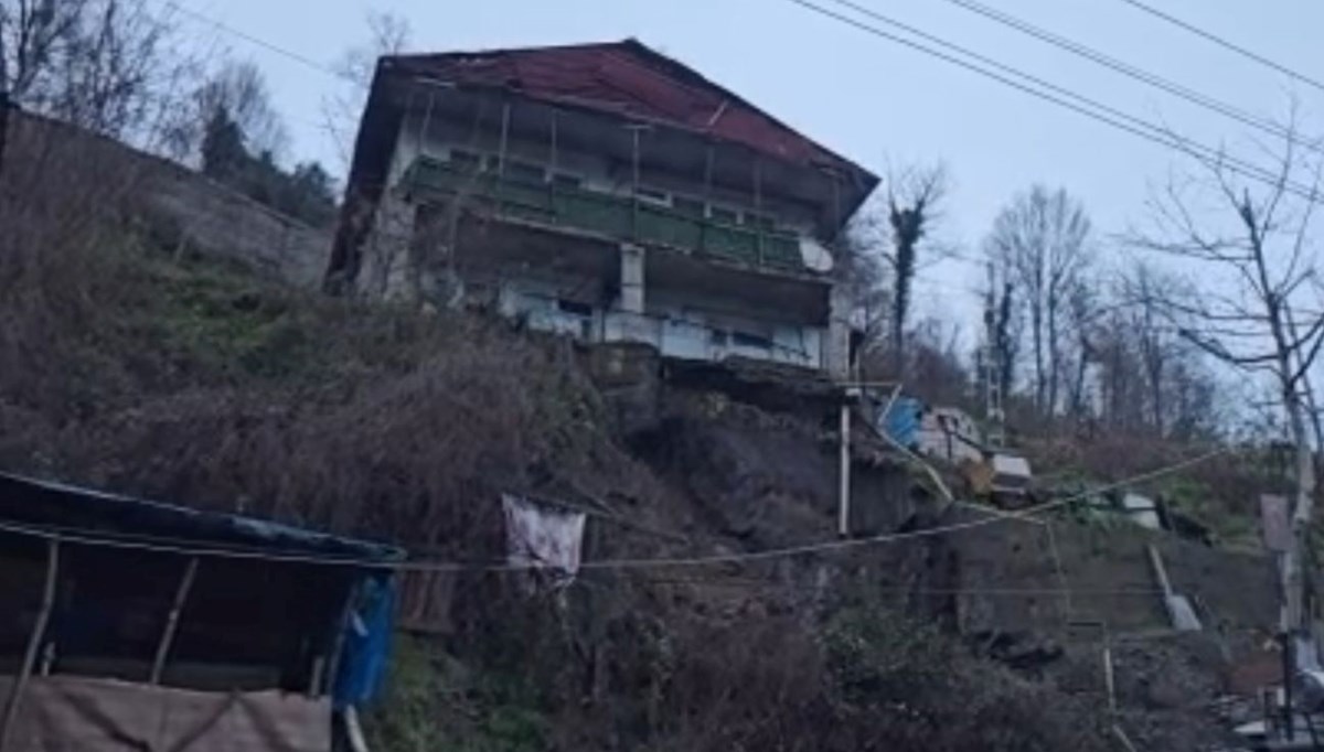 Zonguldak'ta heyelan: Üç ev tahliye edildi