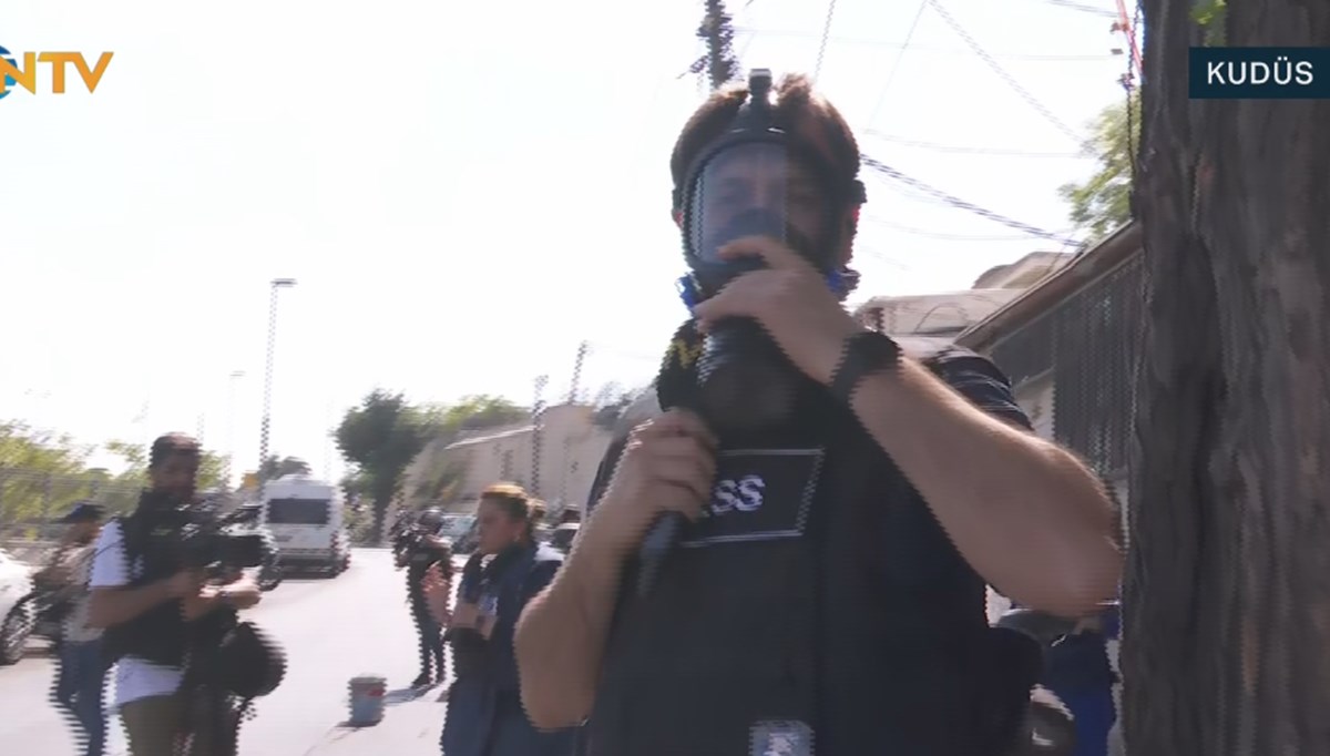 NTV ekibi Mescid-i Aksa'da: Gaz bombası ve plastik mermiyle müdahale NTV ekibi Mescid-i Aksa'da: Gaz bombası ve plastik mermiyle müdahale