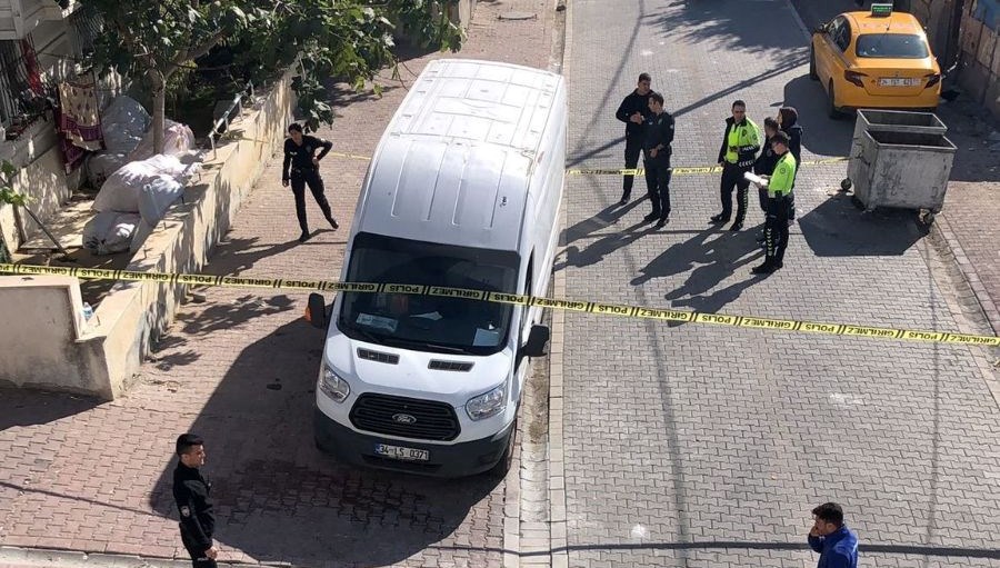 3 yaşındaki çocuğu ezip öldürdü: Vicdan azabından boğazını kesip intihar etti