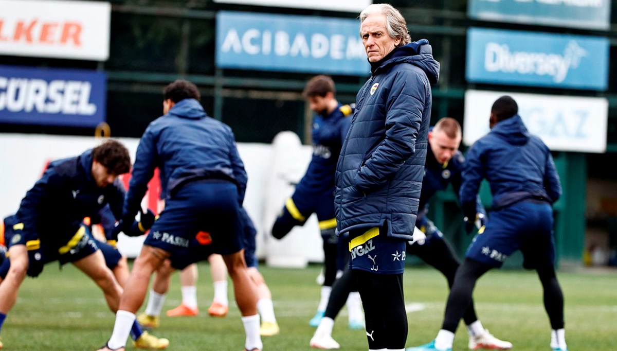 Fenerbahçe'de Jorge Jesus'un Jayden Oosterwolde ısrarı sonuç verdi: Yabancı kuralına da takılmayacak