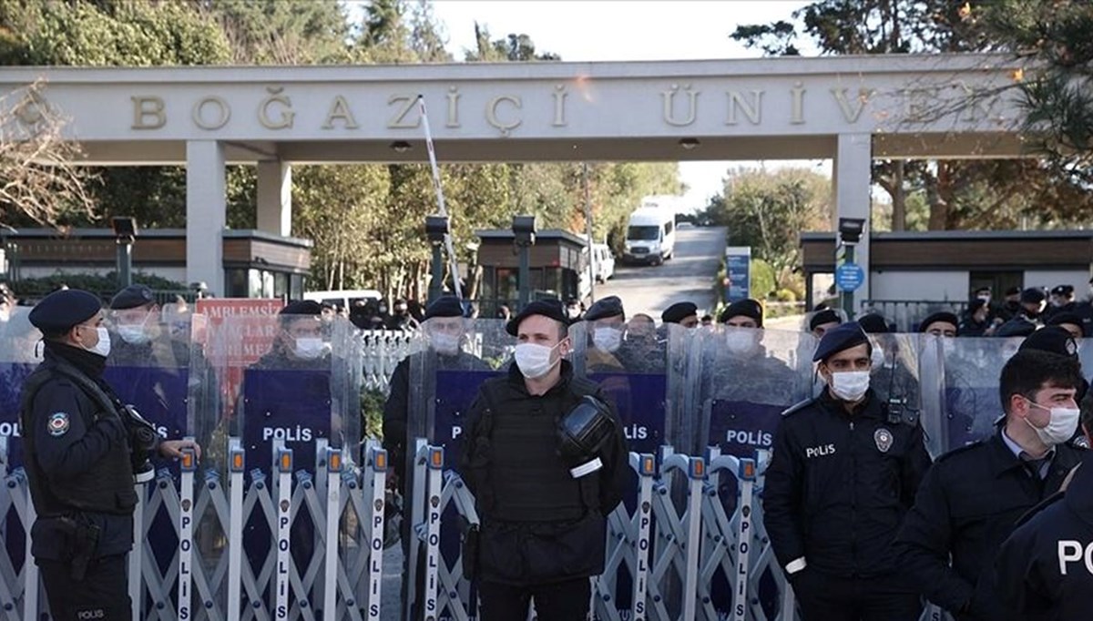 Boğaziçi Üniversitesi'ndeki protestolarda 8 öğrenci hakkında karar