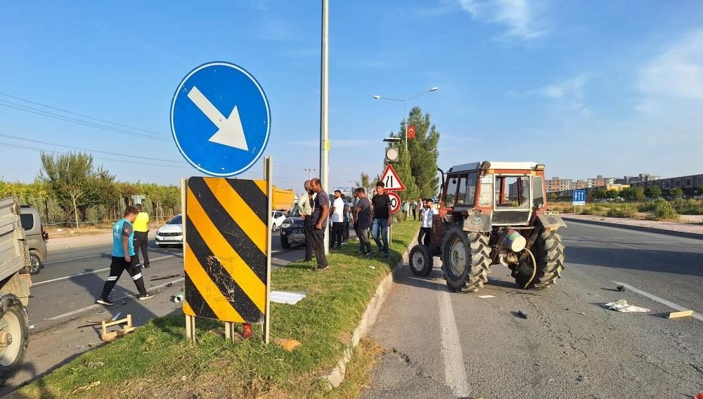 Batman’da traktörle kamyonet çarpıştı: 3 yaralı