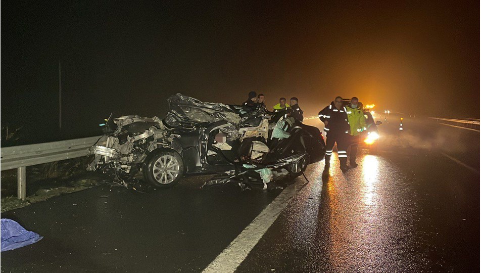 Şarkıcı Gülçin Ergül trafik kazası geçirdi