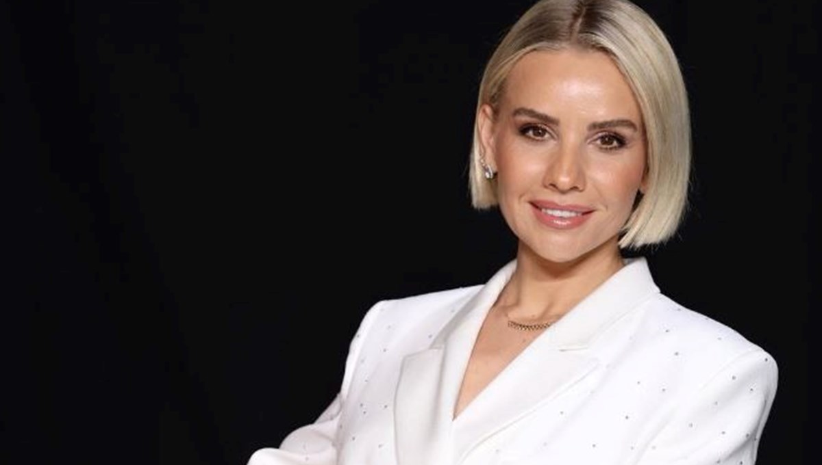 Esra Erol'un ekranlara dönüş tarihi belli oldu: Esra Erol’da programı yeni sezonu ne zaman başlayacak? Esra Erol'un ekranlara dönüş tarihi belli oldu: Esra Erol’da programı yeni sezonu ne zaman başlayacak?