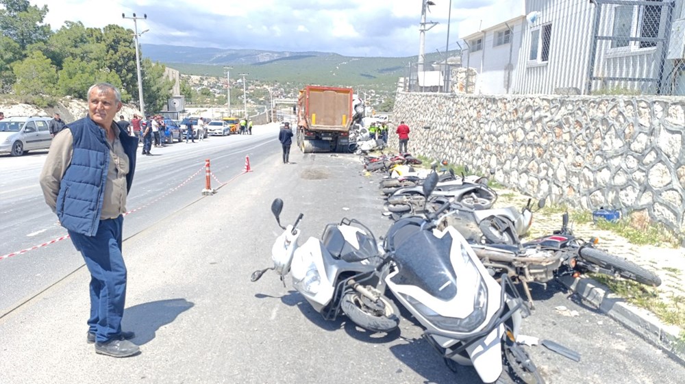 Mersin'de kamyon dehşeti: 13 motosiklet ile 2 otomobili biçti - 4