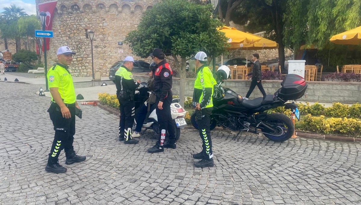 Motosiklet sürücülerine ceza