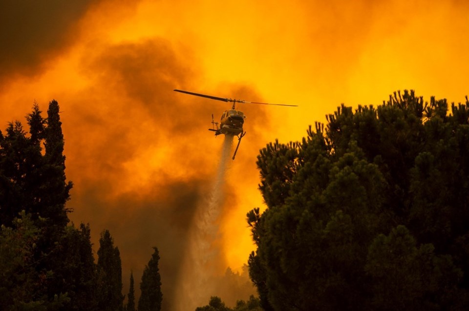 Yunanistan geçtiğimiz yaz döneminde de orman yangınlarıyla mücadele emtişti. 