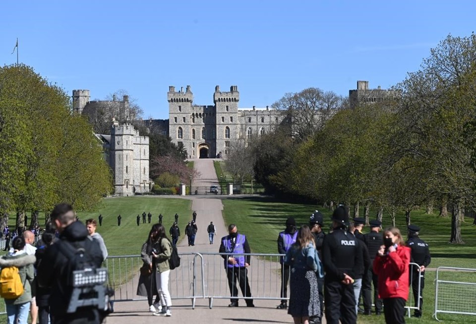 Kraliçe Elizabeth'in yaşadığı kale uçuşa yasak bölge ilan edildi - 1