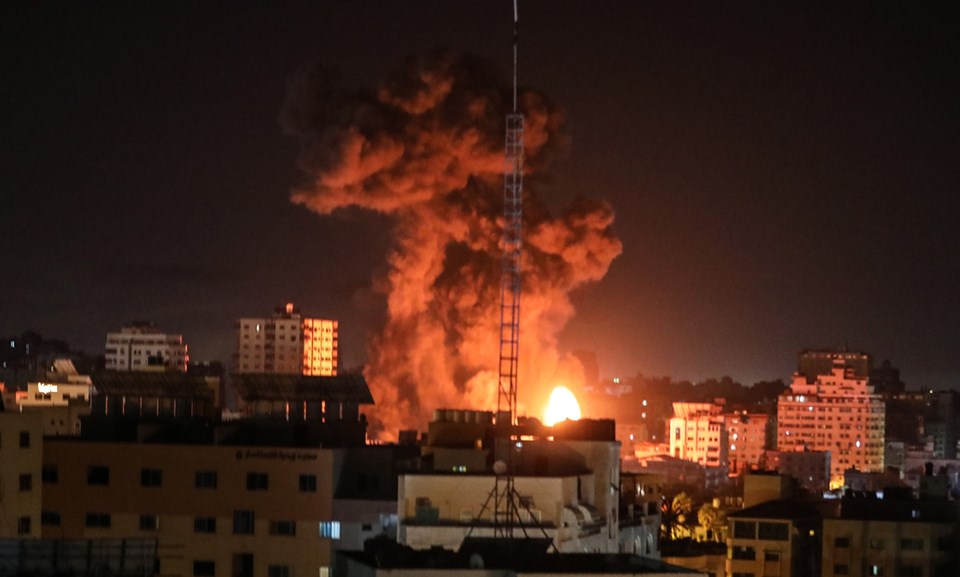 İsrail'in Gazze'ye saldırıları sürüyor - 1
