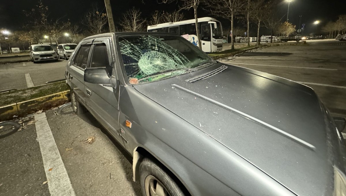 Park halindeki 35 aracın camları kırıldı Park halindeki 35 aracın camları kırıldı
