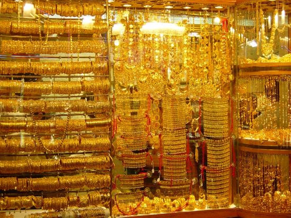 Где золото дубай. Рынок золота Gold Souk. Дубайский золотой рынок. Золотой базар в Дубае. Рынок золота в Дубае.