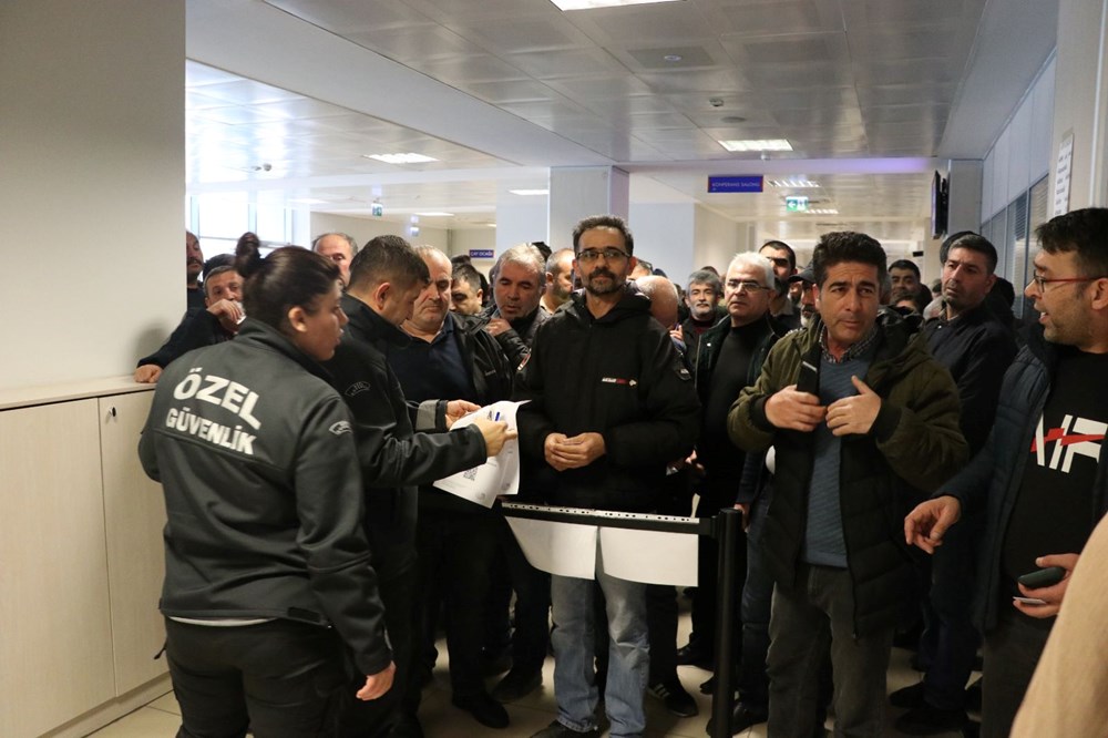 SGK binalarında EYT yoğunluğu - 11