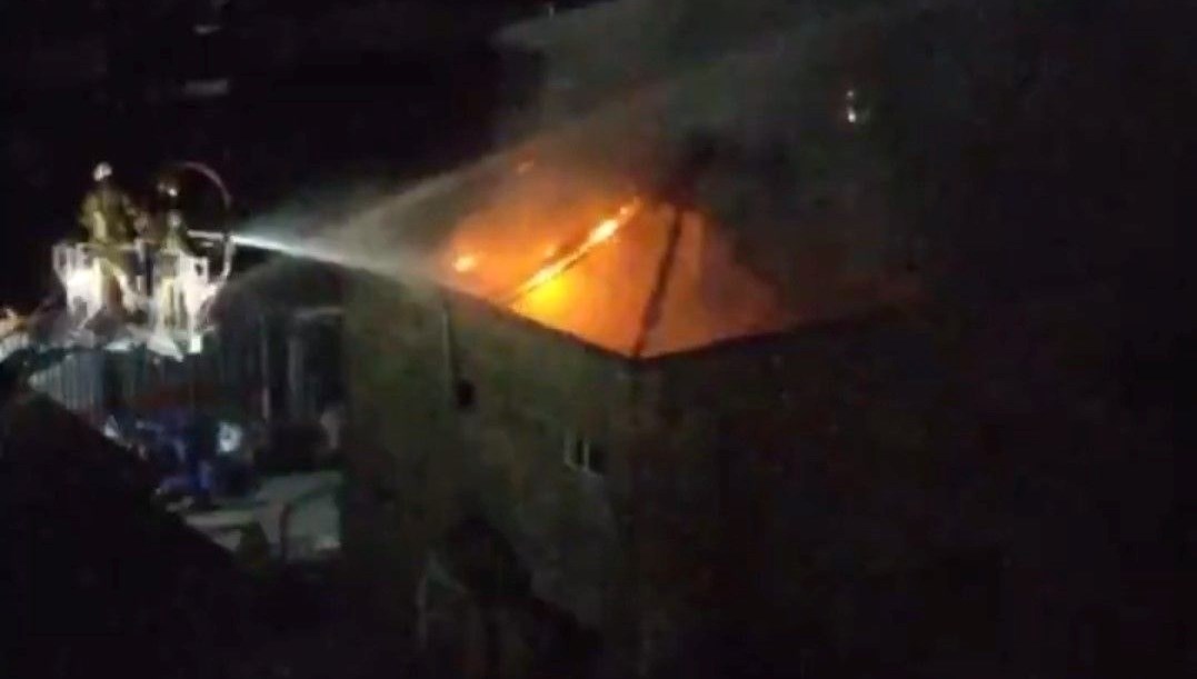 Başakşehir'de fabrika yangını