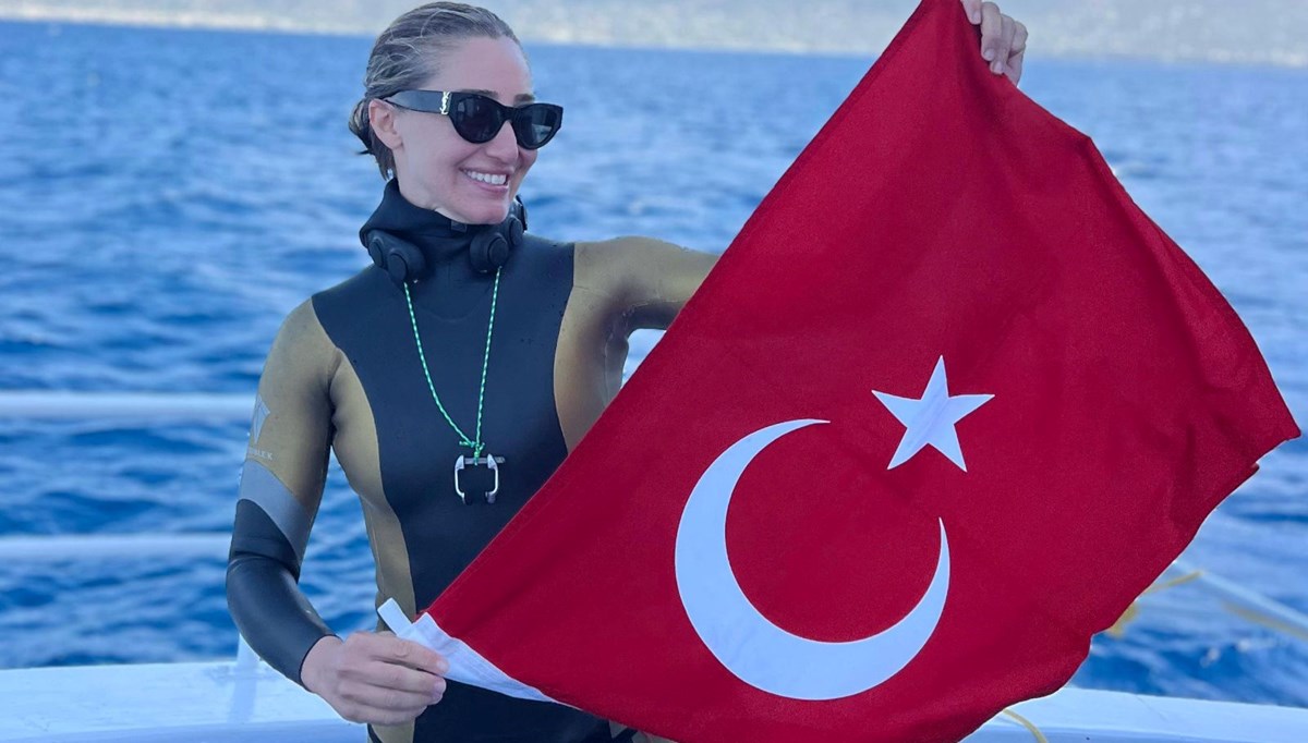 Şahika Ercümen, Serbest Dalış Dünya Şampiyonası'nda ikinci kez Türkiye rekoru kırdı