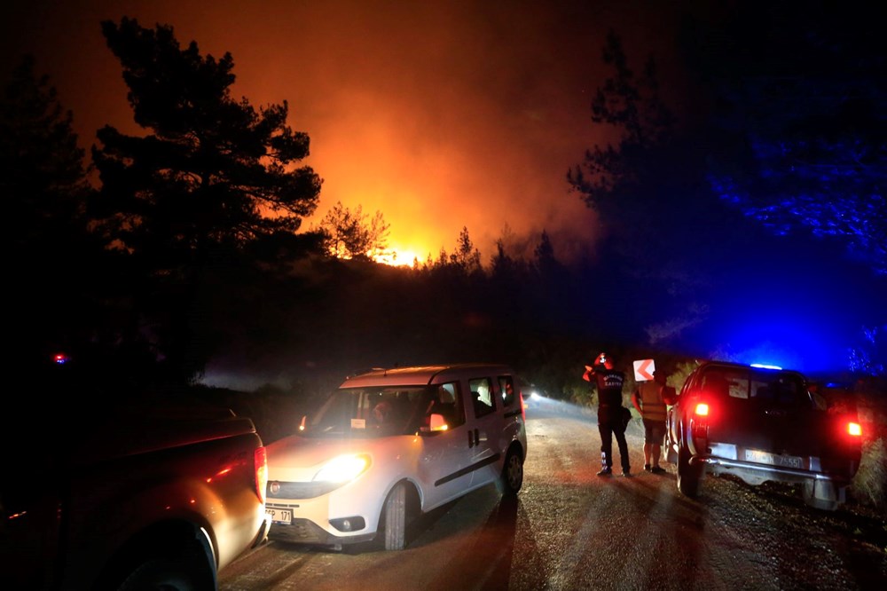 Marmaris'te orman yangını: Havadan müdahale yeniden başladı - 10