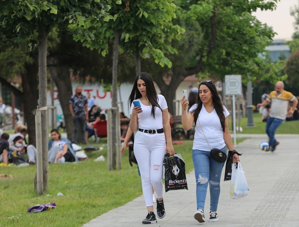 Ne maske ne mesafe! - 2