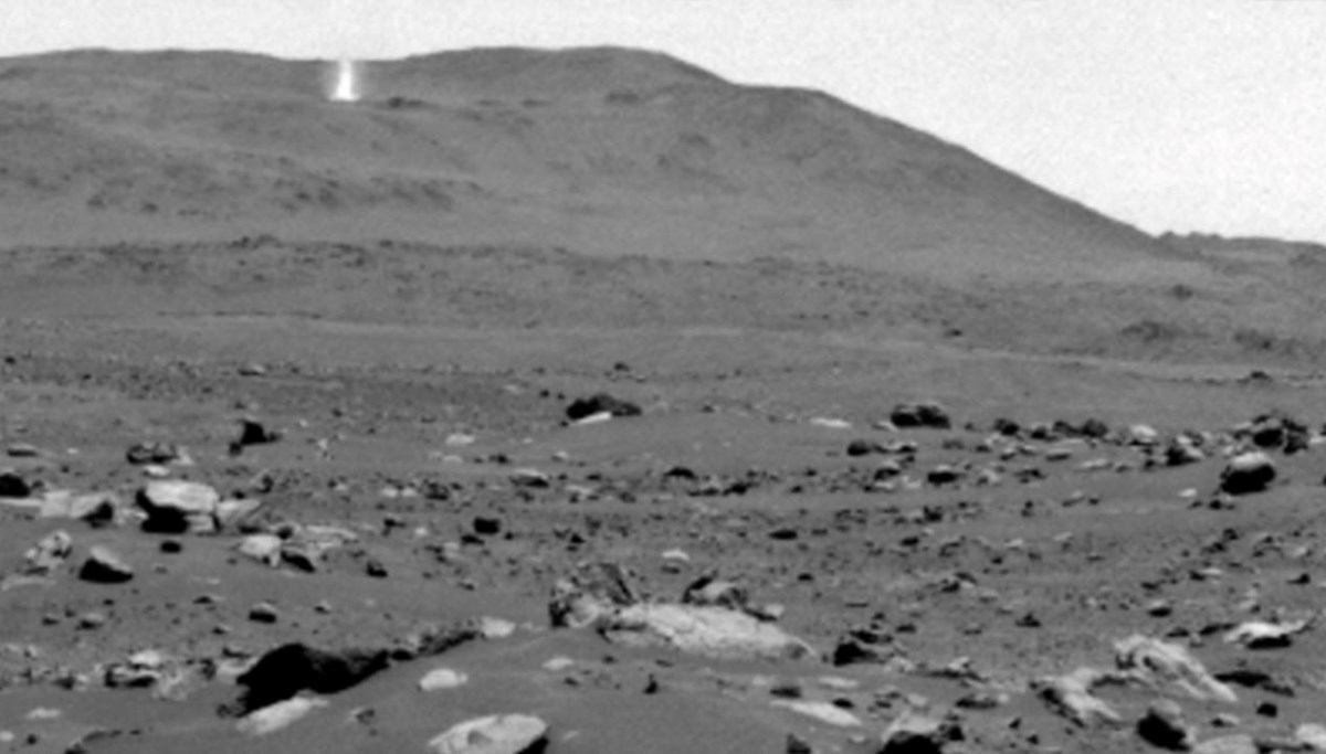 Perseverance, Mars topraklarındaki toz şeytanını görüntüledi Perseverance, Mars topraklarındaki toz şeytanını görüntüledi