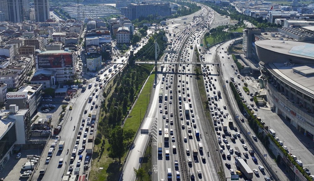 Yollarda bayram trafiği artıyor - 3