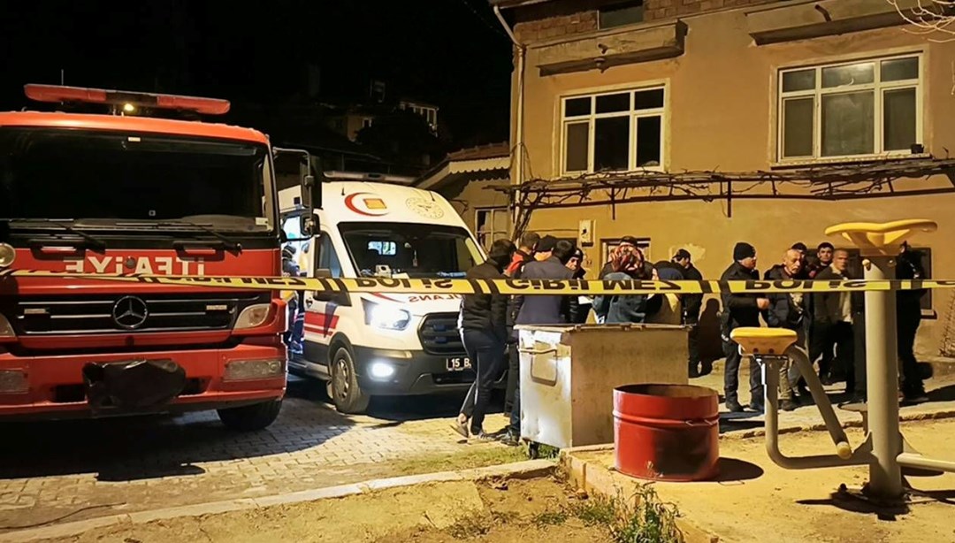 Yaşlı adamın yanmış cansız bedeni bulundu