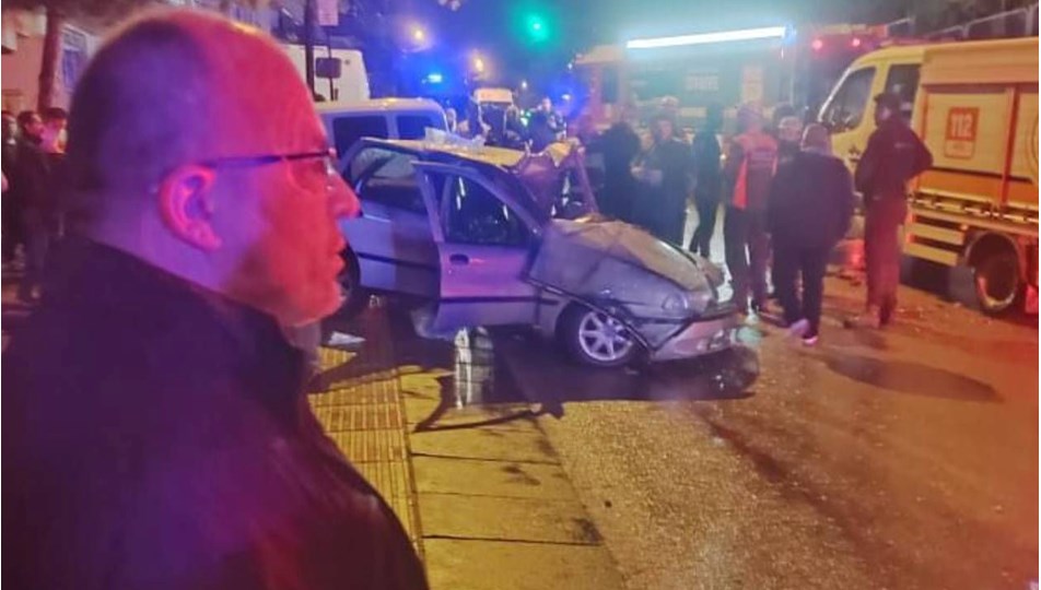 Ters yönden gelen araç kazaya neden oldu