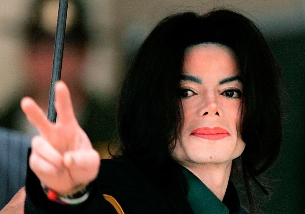 Michael Jackson'ın pasaport başvuru formu satışa çıkarıldı - 6