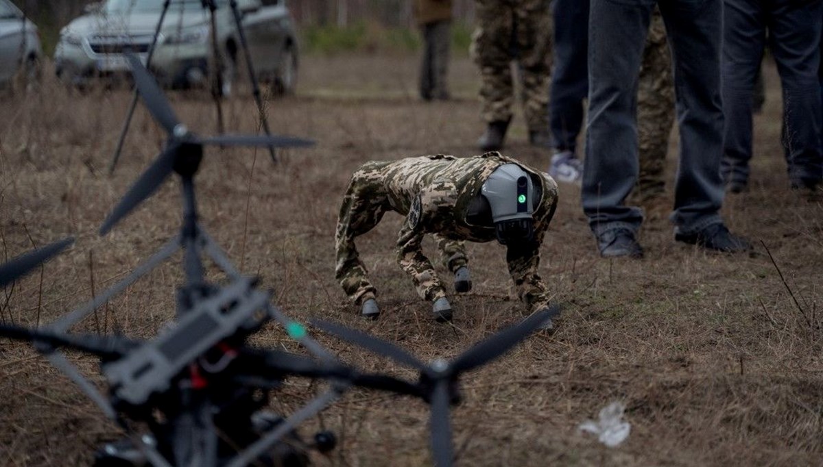 Ukrayna’nın robot askerleri cephede: Savaşta insanın yerini teknoloji alıyor Ukrayna’nın robot askerleri cephede: Savaşta insanın yerini teknoloji alıyor