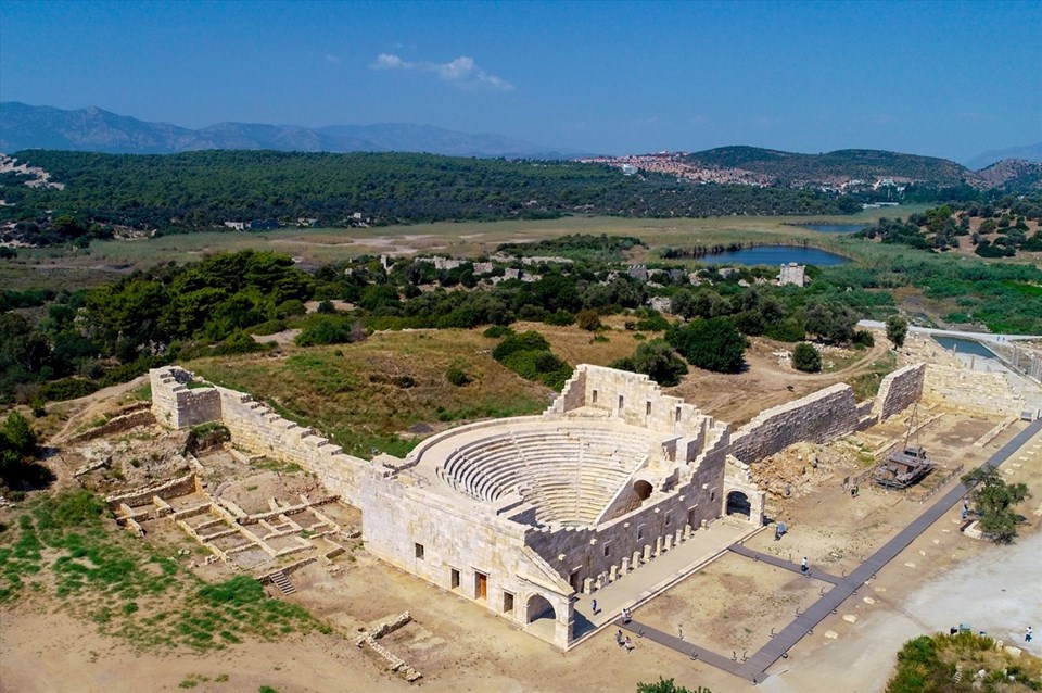 Patara Antik Kenti eski ihtişamına kavuşuyor - 1