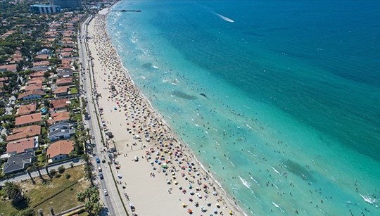 Kamu arazileri üzerindeki turizm tesislerinden tahsil edilecek gelire erteleme