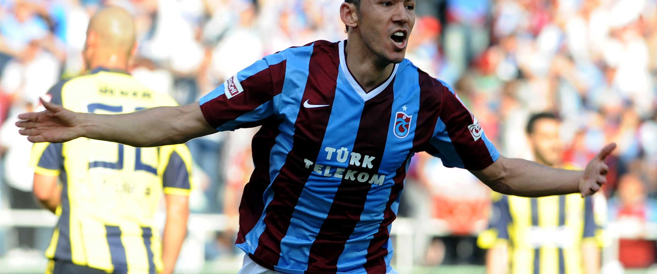 Umut Bulut 3 yıl daha Trabzon'da - Son Dakika Spor Haberleri | NTV Haber