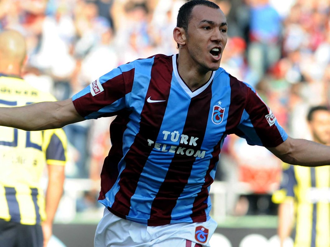 Umut Bulut 3 yıl daha Trabzon'da - Son Dakika Spor Haberleri | NTV Haber