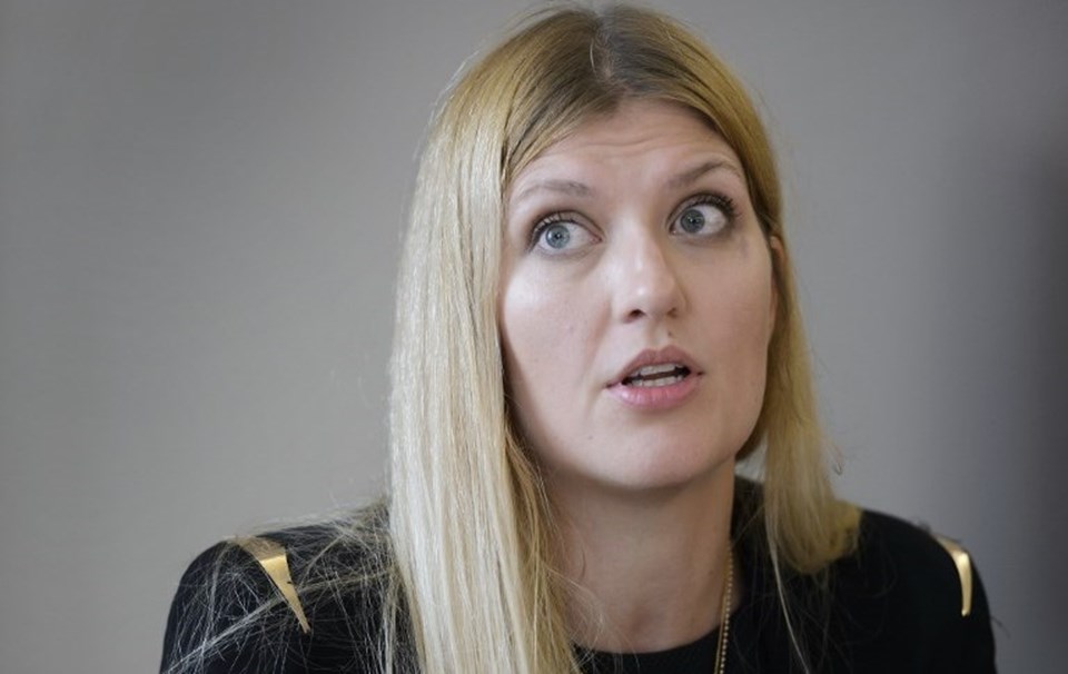 ICAN'ın Cenevre'deki bürosunda 34 yaşındaki Beatrice Fihn'le birlikte 4 kişi çalışıyor.