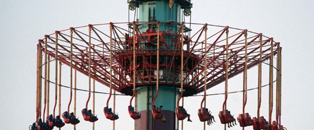 91 metre yüksekte 4 saat mahsur kaldılar