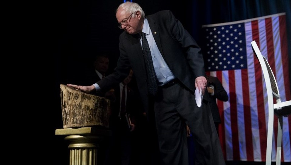 Demokrat Parti başkan aday adayı Bernie Sanders Wyoming eyaletindeki ön seçimi de kazanarak, Hillary Clinton'a karşı güçlü rakip olduğunu bir kez daha kanıtladı.