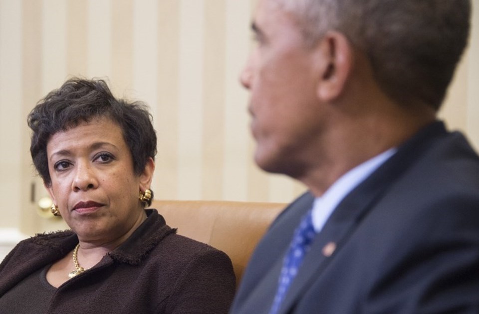 ABD Hükümeti’nin hukuk danışmanlarından Avukat Loretta Lynch, Başkan Barack Obama ile birlikte.