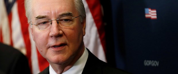 2017-09-29T205411Z_1695472835_RC1689481780_RTRMADP_3_USA-TRUMP-PRICE.JPG