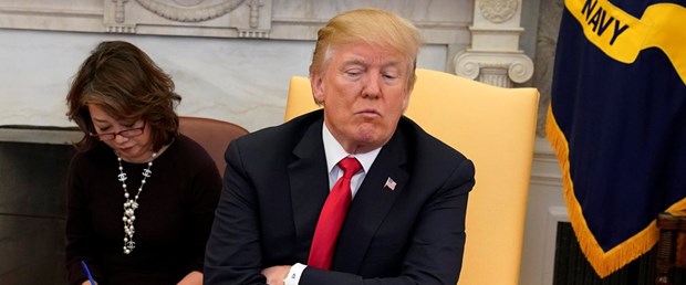 2018-02-02T175643Z_1458534878_RC1B016AB410_RTRMADP_3_USA-TRUMP.JPG