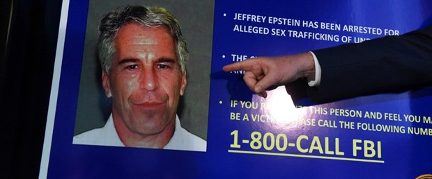 jeffrey epstein150819.jpg