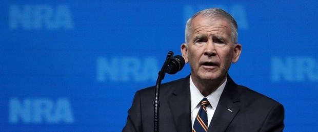 oliver north iran kontra080518.jpg