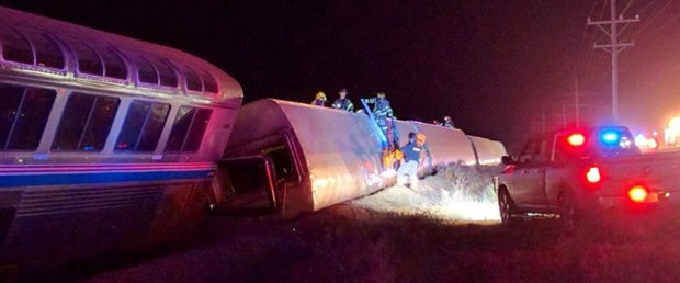 abd tren kaza kansas140316.jpg