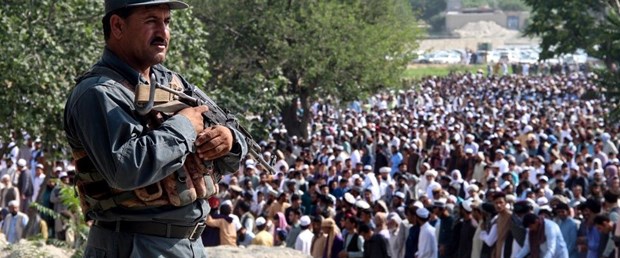 afganistan bombalı saldırı040619.jpg