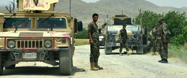 afganistan nato konvoy020817.jpg