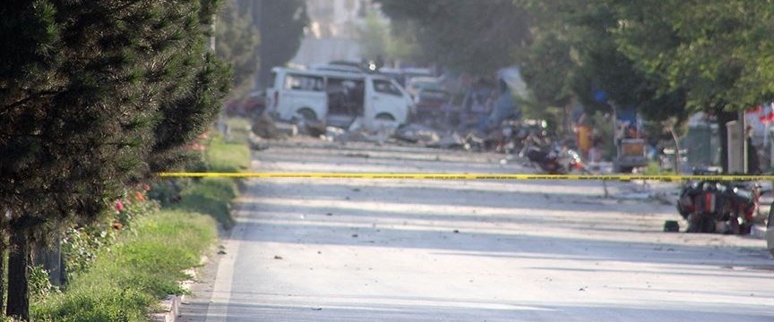 afganistan bombalı saldırı.jpg