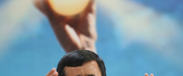 Ahmedinejad'dan mantık, aşk, kardeşlik çağrısı