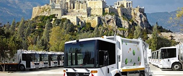 Akropolis'te çöpler toplanamıyor!