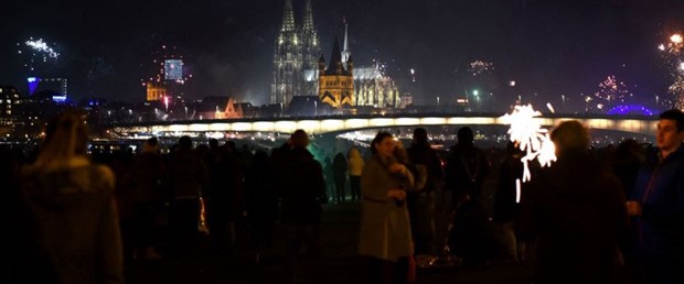 160107-köln-taciz.jpg