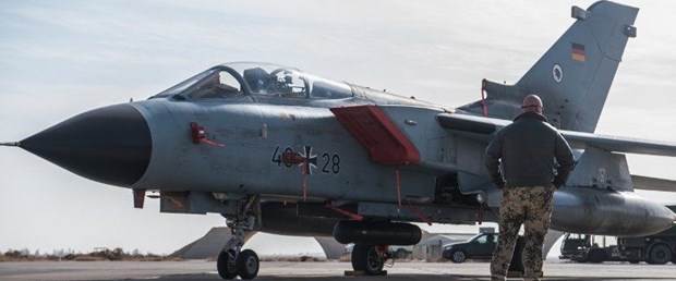 almanya tornado uçak nato010418.jpg